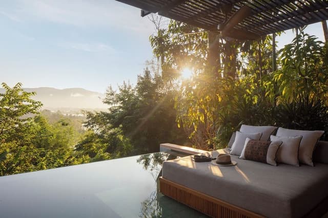 Mekong Explorer Family Pool Suite