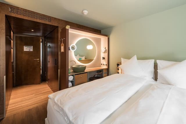 Boutique Room