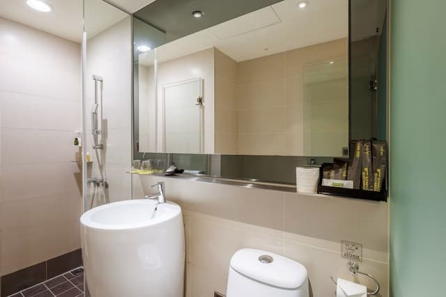 Standard Double Room, No Windows