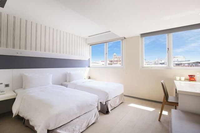 Deluxe Triple Room
