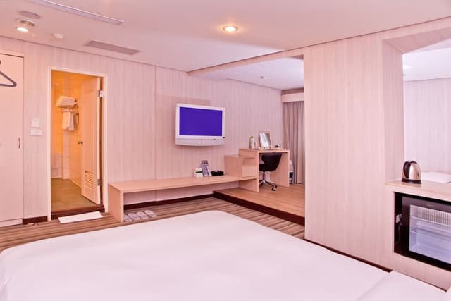 Deluxe Quadruple Room