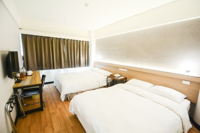 Classic Quadruple Room, 2 Double Beds