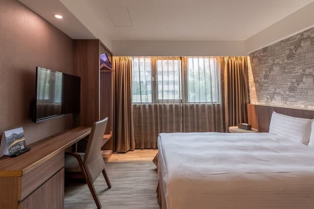 Deluxe Suite