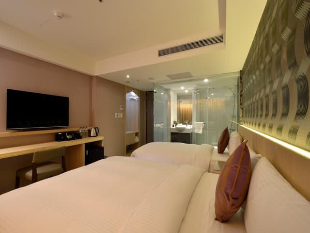 Triple Room