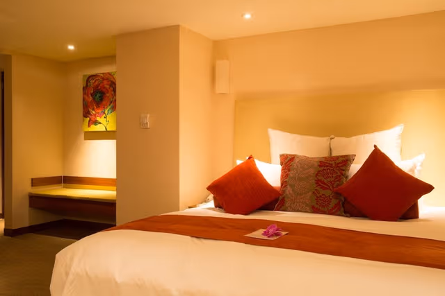 Deluxe Suite