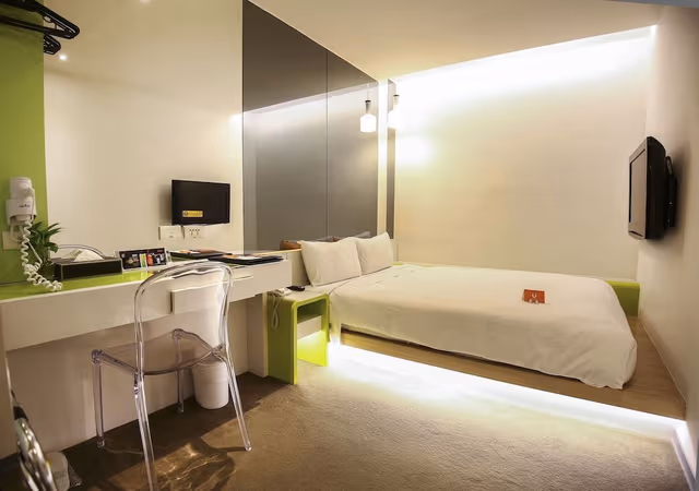 Basic Room, 1 Double Bed (No Windows)