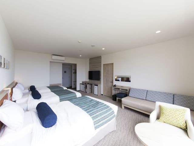 Deluxe Triple Room, Non Smoking (with View Bath)