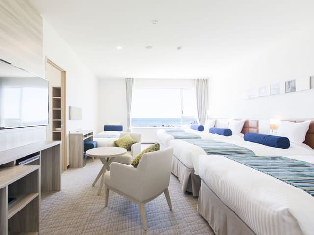 Deluxe Triple Room, Non Smoking (with View Bath)