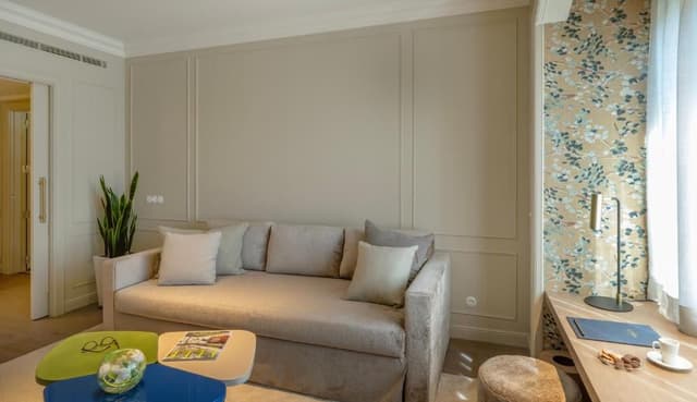 Junior Suite with Views