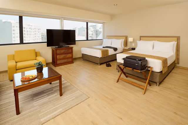 Senior Twin Suite