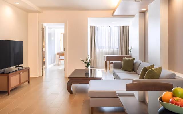 Suite, 2 Bedrooms (1 King & 2 Doubles)