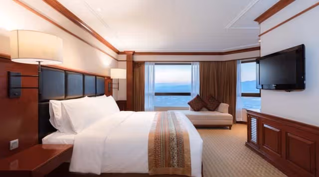 Executive Suite River View