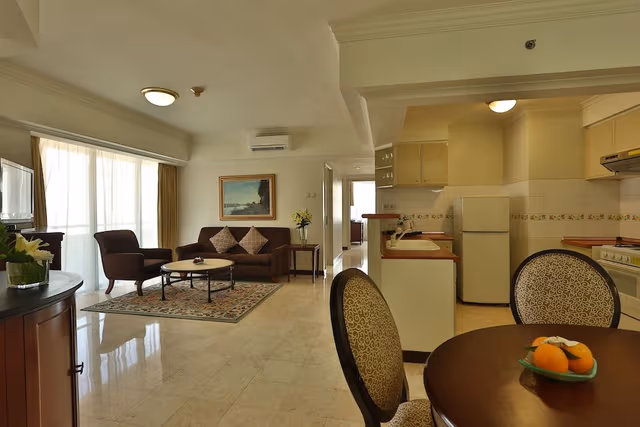 Suite, 3 Bedrooms