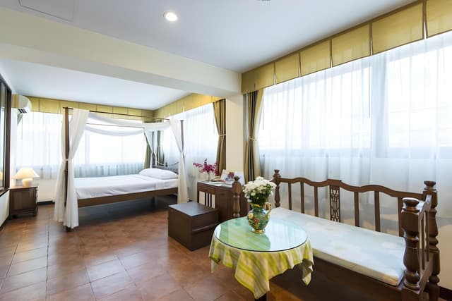 Deluxe Triple Room