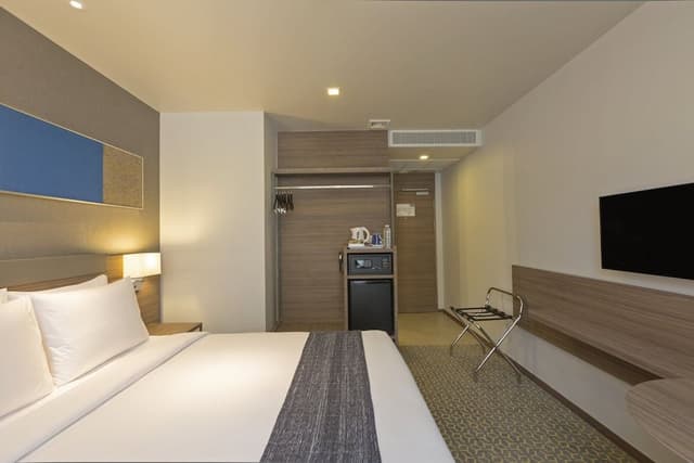 Standard Room (With Free Breakfast)