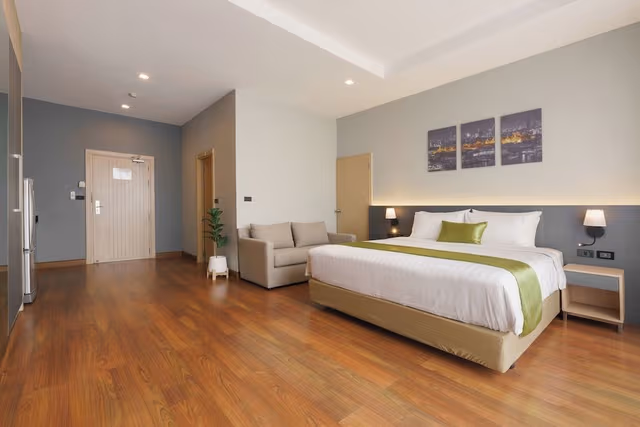 Deluxe connecting room