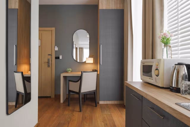 Deluxe connecting room