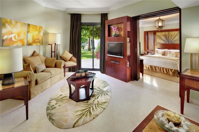 SPA SUITE / INCLUDE 25 MINUTE MASSAGE