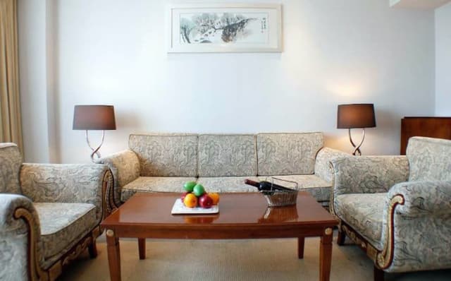 Executive Suite