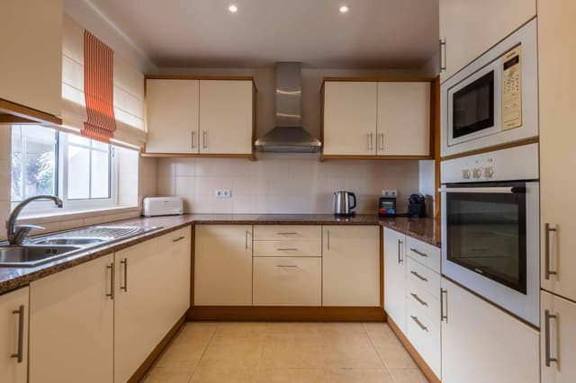 One-Bedroom Townhouse with Garden View