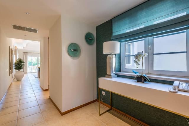 Deluxe Two-Bedroom Townhouse with Garden View