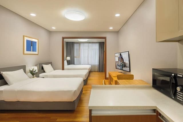 1 Bedroom Premier