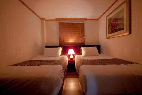 Twin bed