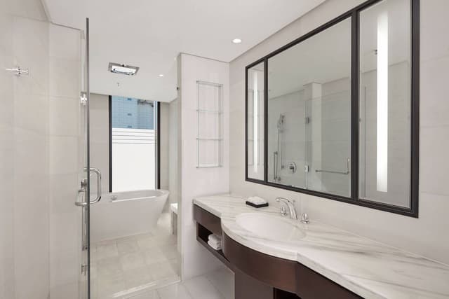 Deluxe Suite, 1 King Bed, Non Smoking
