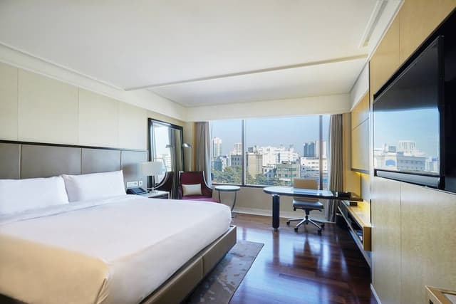 Executive Room, 1 King Bed, Non Smoking