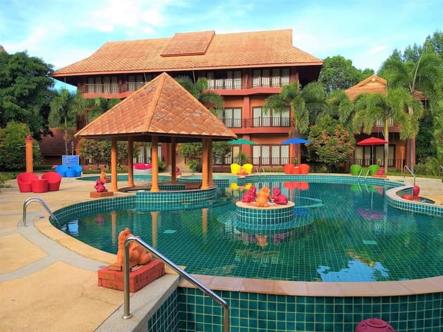Deluxe Room, Balcony, Pool View