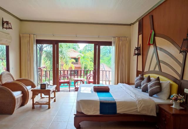 Deluxe Room, Balcony, Pool View