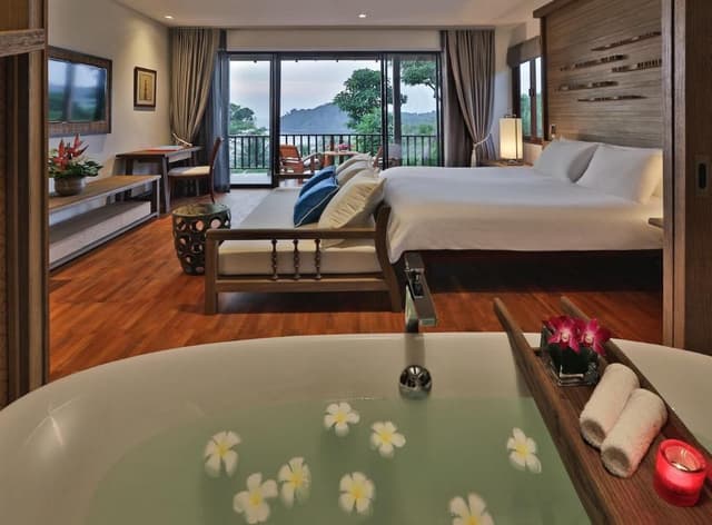 Bayfront Deluxe