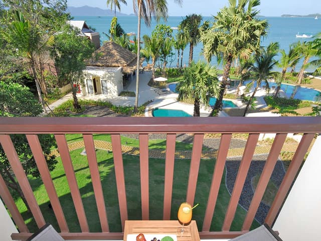 Standard Queen Room Sea View