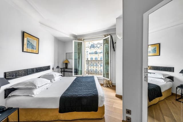 Double Room, Balcony