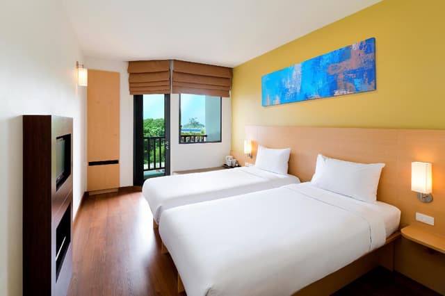 Standard Twin Room