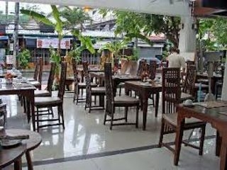 โรงแรมรายาบุรี ป่าตอง (Rayaburi Hotel Patong)4