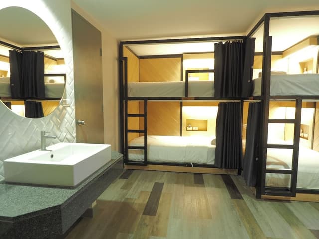 Bed in 8 Beds Mixed Dormitory