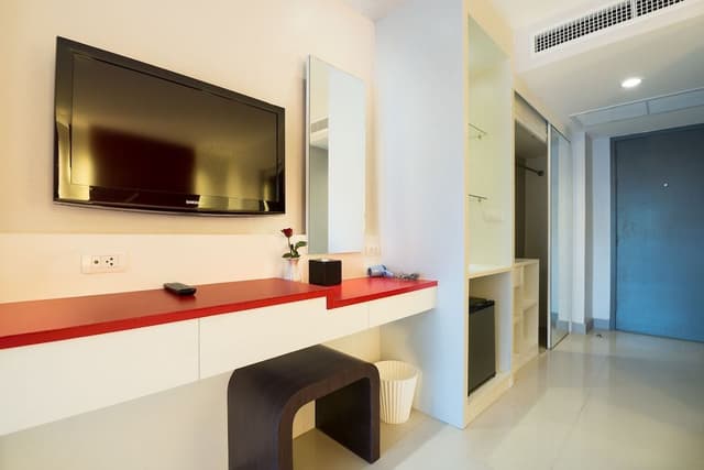 Grand Deluxe with Bathtub