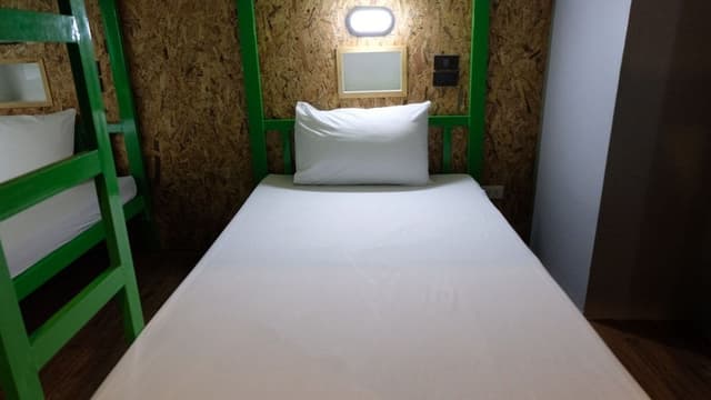 Basic Shared Dormitory, Mixed Dorm, Non Smoking