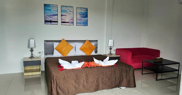 Deluxe Room Poolside