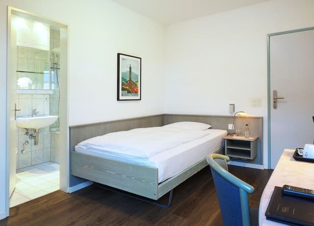 Standard Single Room