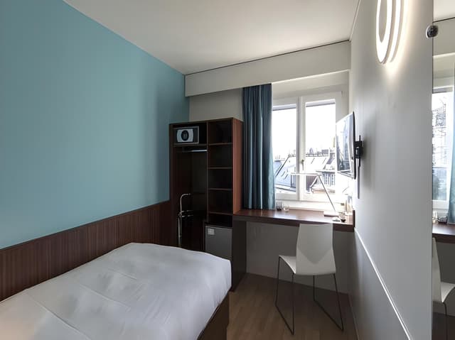 Urban City View Single Room
