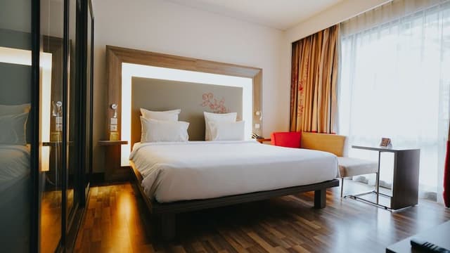 Superior Double Room, 1 Double Bed, Pool View