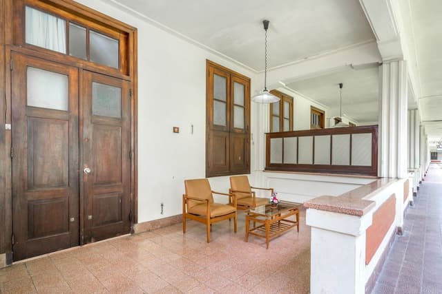 Suite, Garden View