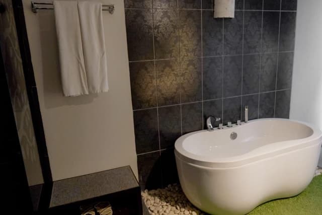 Grand Loft Pool Villa (2BR)