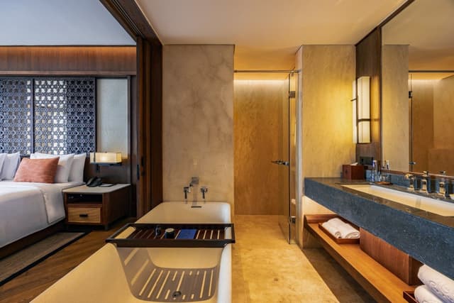 Royal Suite Ocean View