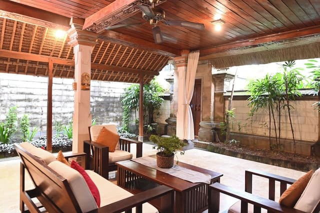 2 Bedrooms Family Villa (Upstairs and Downstairs)