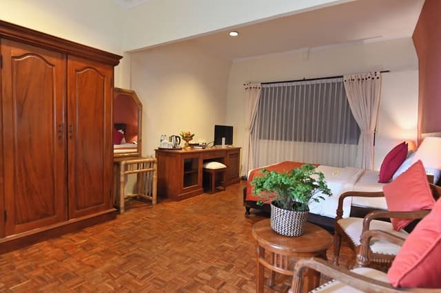 Upstairs Villa