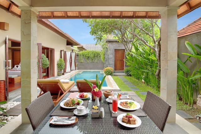 Honeymoon Pool Villa with Floating Breakfast