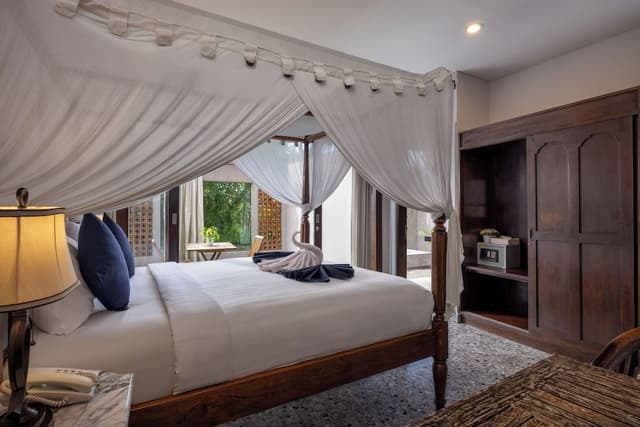 Suite Room Queen Bed with Garden View